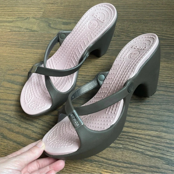 EUC Crocs Cyprus Block Heels Brown Pink Slip On Shoes - Picture 14 of 14